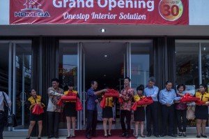 Prosesi Peresmian Gerai Pertama Homega Store di Pluit