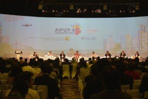 The Sixth Asia-Pacific Urban Forum (APUF 6) di Ballroom Fairmont Hotel, Jakarta, Senin (19/10)