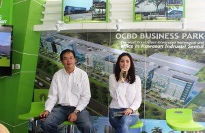 Operational Director PT Bogorindo Cemerlang Imelda Fransiska memberikan  sambutan saat acara groundbreaking Gudang Pintar @Sentul