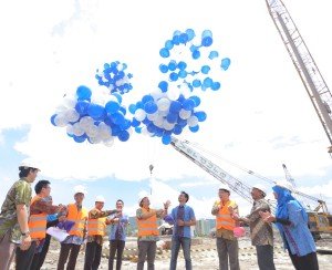 Pelepasan balon menandai mulai dibangunnya apartemen Verdura, Sentul City