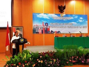 ujar Direktur Jenderal Penyediaan Perumahan Kementerian PUPR Syarif Burhanuddin saat memberikan arahan pada Pembekalan Pegawai Satker Pengembangan Perumahan di Kementerian PUPR, Jakarta, Rabu (1/2/2017)