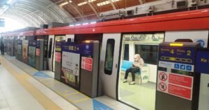 penumpang harian lrt jabodebek