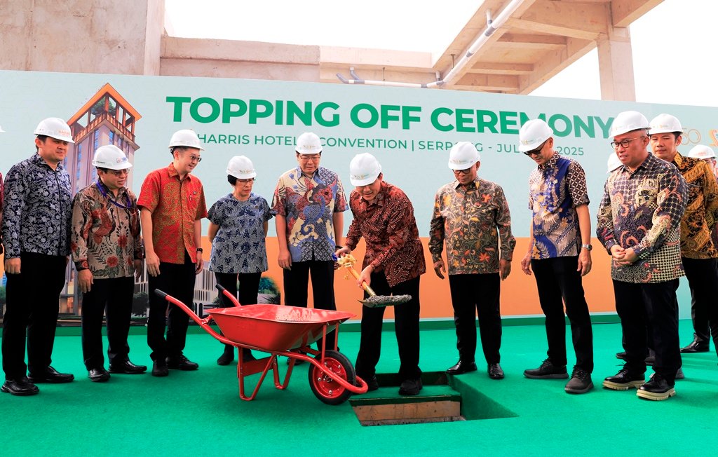 Harris Hotel & Convention Serpong