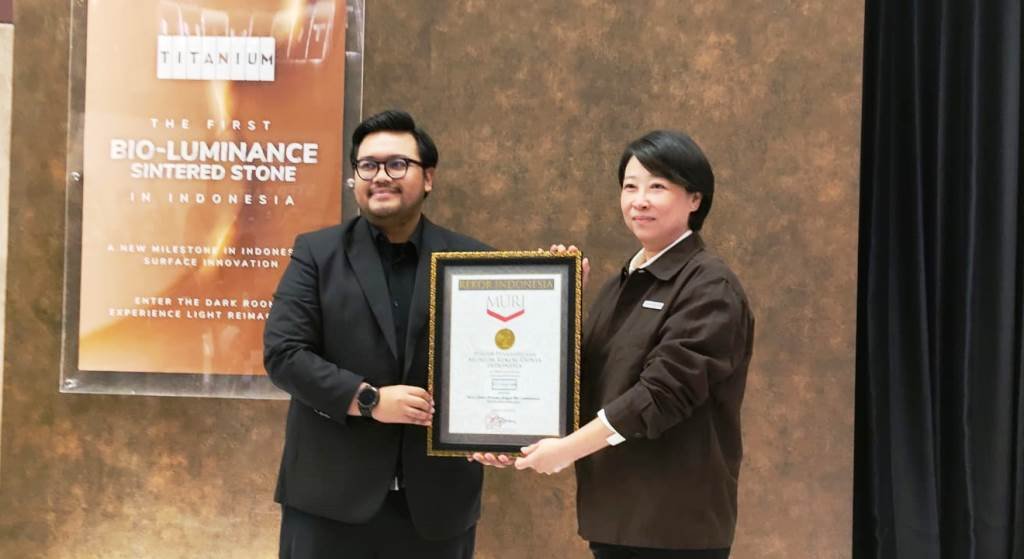 Berteknologi Bio Luminance, Lumen Series Dari Titanium Lamina Raih Rekor MURI
