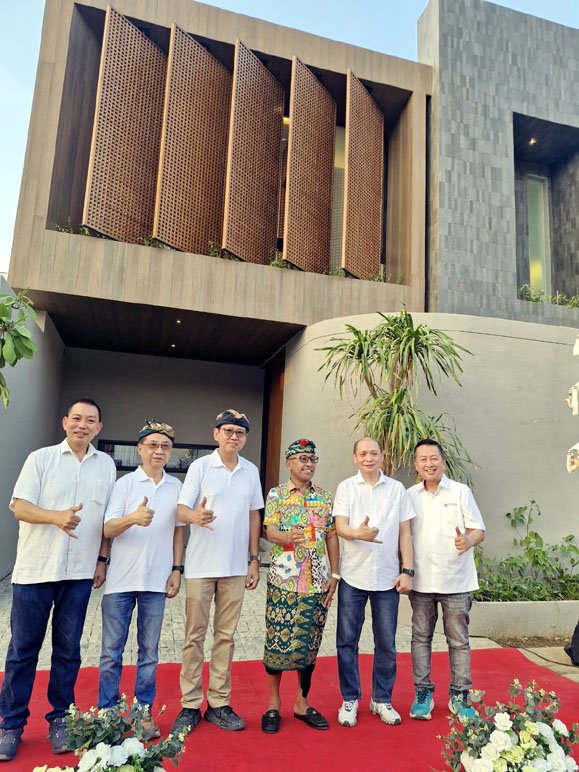 Kana Hills